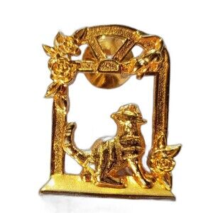 Cat and Mouse Window Brooch